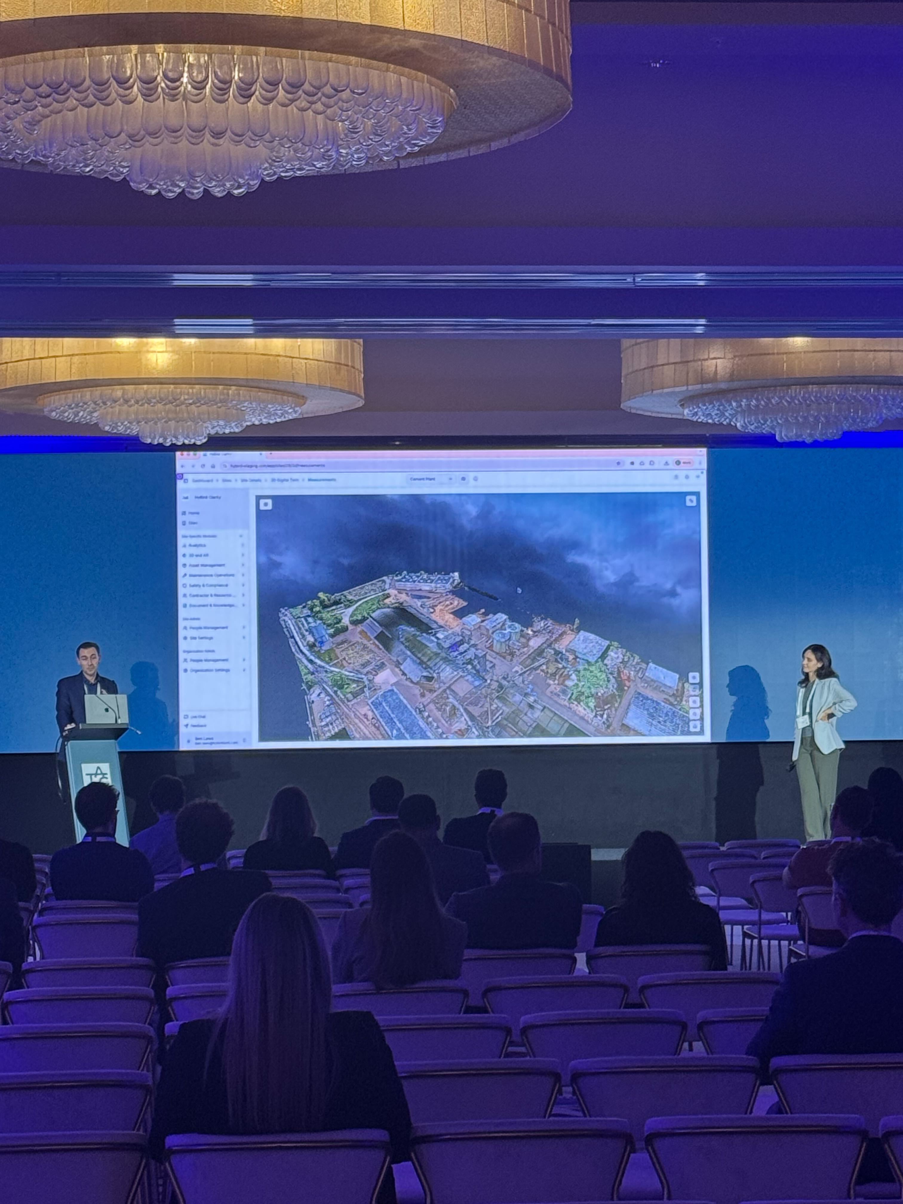 HyBird and Holcim presenting connected plant information at the SAP conference in Rome